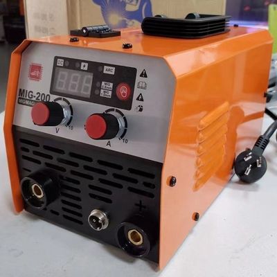 IGBT inverter arc welding machine MIG 200 con 50/60HZ Frequenza e Flux Coreed Wire
