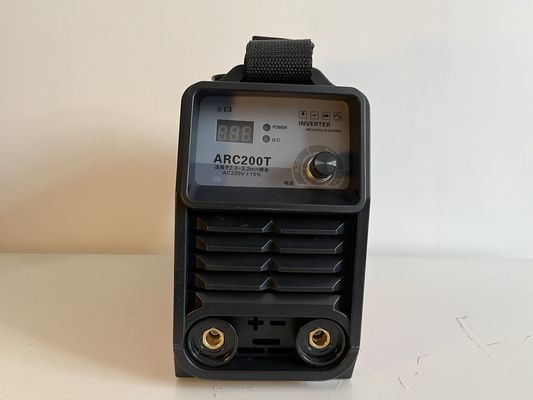 Mini saldatore MMA a corrente continua IGBT con potenza di ingresso di 3,7 KVA 60V AC220V 120A Portatile e compatto