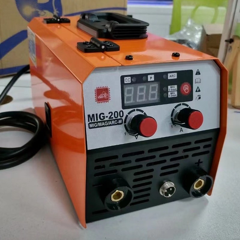 IGBT inverter arc welding machine MIG 200 con 50/60HZ Frequenza e Flux Coreed Wire